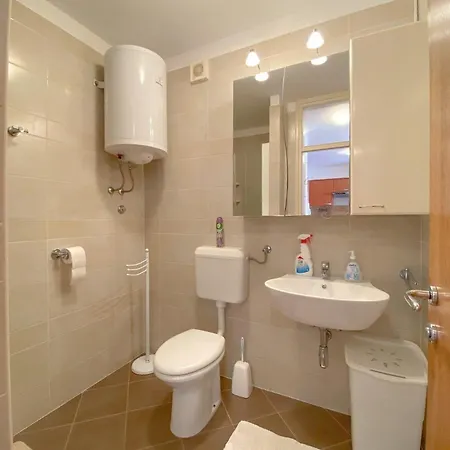 アパート Ferienwohnung Fur 4 Personen Ca 45 Qm In Novigrad, Istrien Istrische Riviera - B44547 Karpinjan