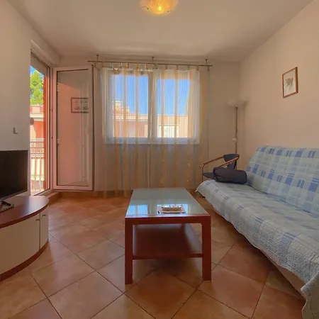 Ferienwohnung Fur 4 Personen Ca 45 Qm In Novigrad, Istrien Istrische Riviera - B44547 * Karpinjan