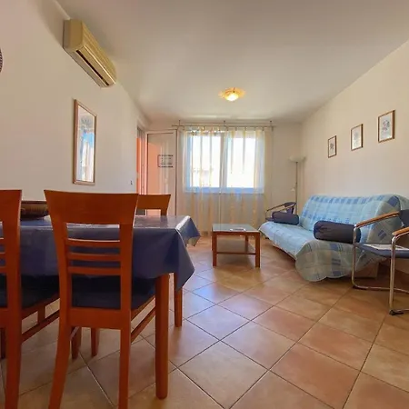 Ferienwohnung Fur 4 Personen Ca 45 Qm In Novigrad, Istrien Istrische Riviera - B44547 アパート *