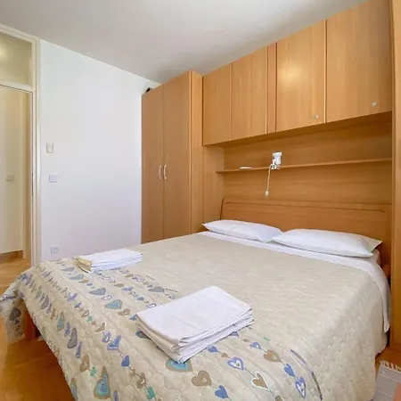 アパート Ferienwohnung Fur 4 Personen Ca 45 Qm In Novigrad, Istrien Istrische Riviera - B44547 *