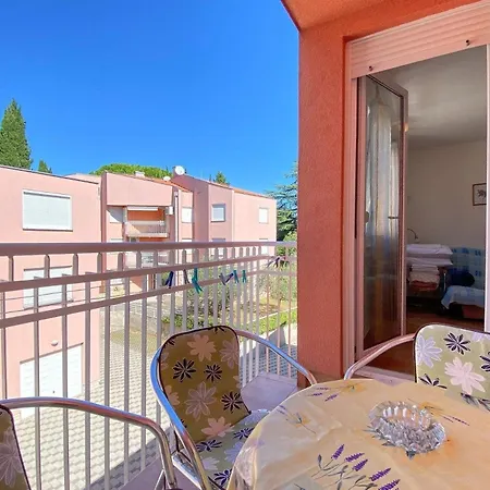 Ferienwohnung Fur 4 Personen Ca 45 Qm In Novigrad, Istrien Istrische Riviera - B44547 * Karpinjan